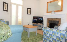 Homely And Well Appointed Priory Apartment By Cliftonvalley Apartments
